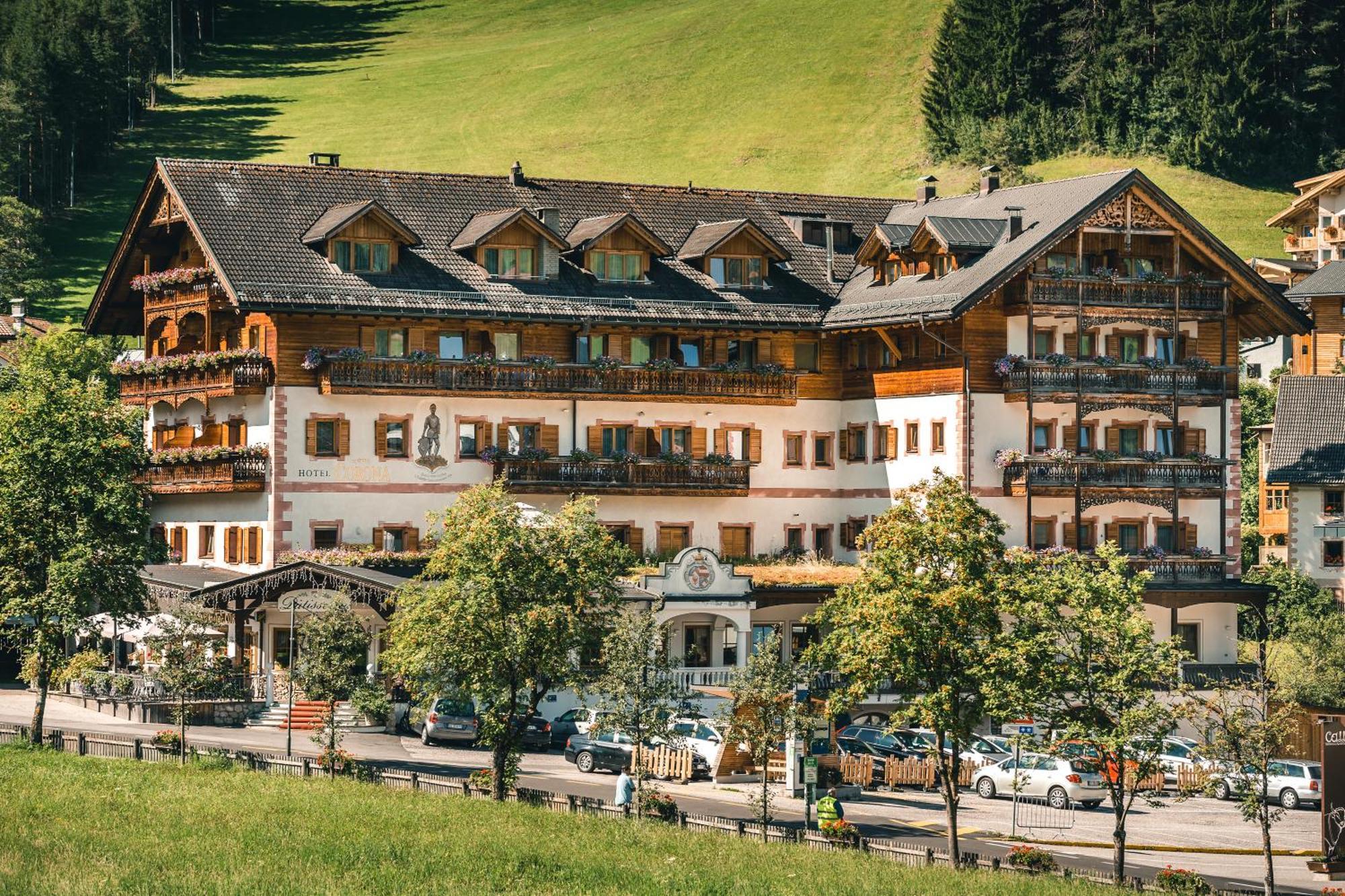 Kristallhotel Corona-Krone San Vigilio Di Marebbe Exterior photo